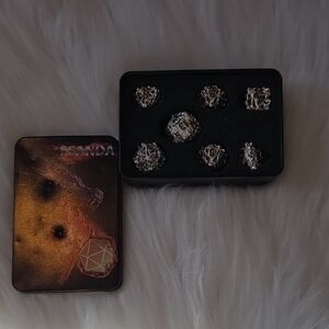 Dungeons And Dragons Silver Metal Dice Set